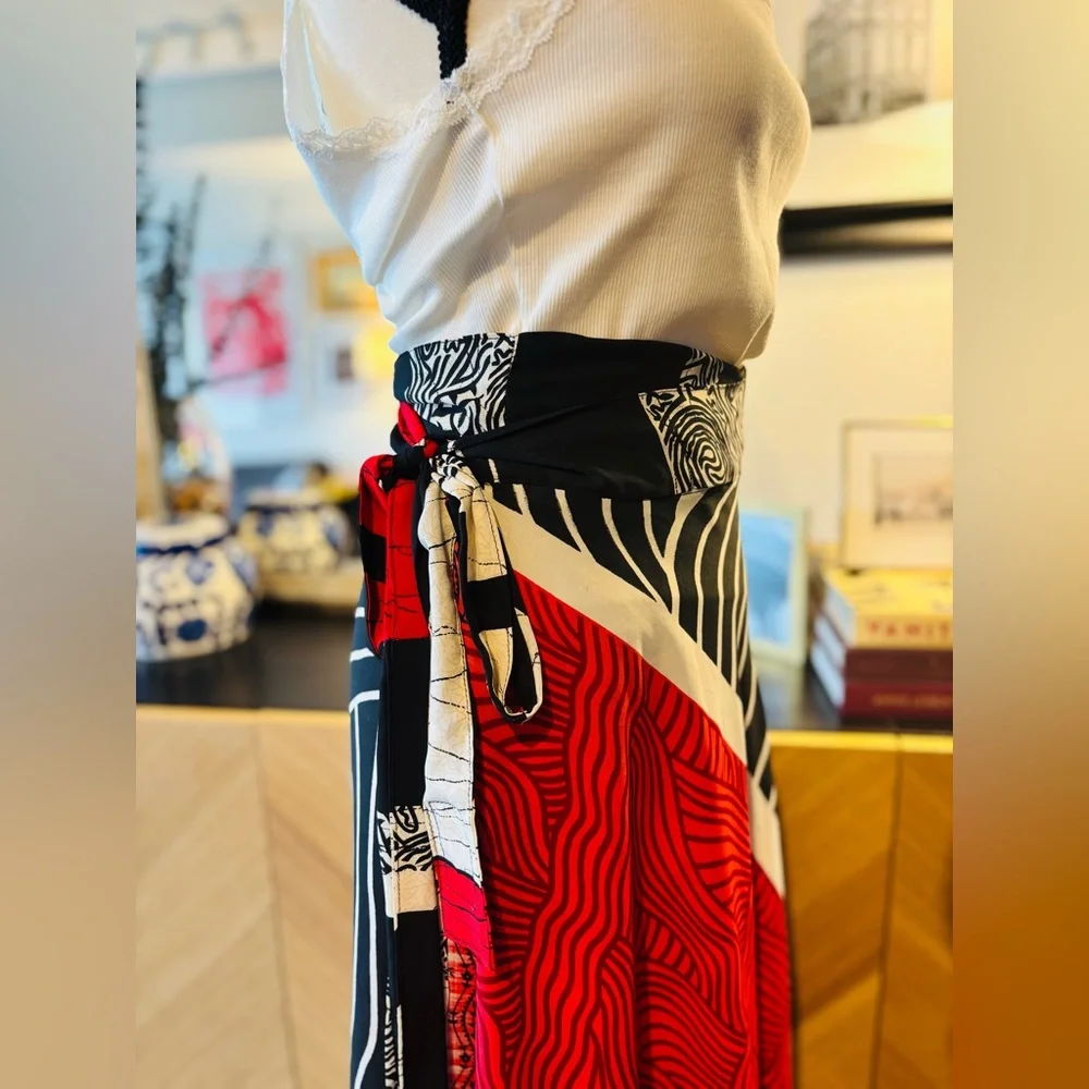 Reversible Maxi Wrap Skirt O/S - Picture 9 of 14